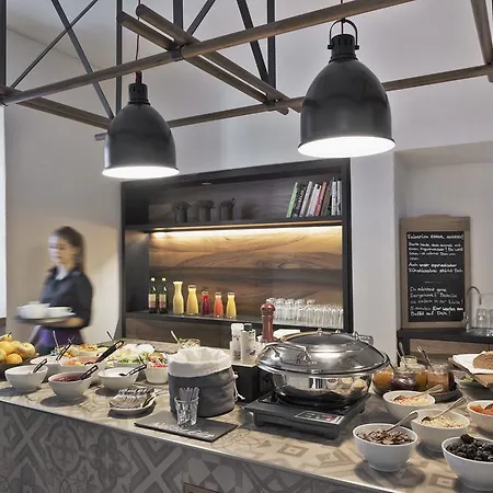 Ξενοδοχείο Stadthotel Brunner 4*