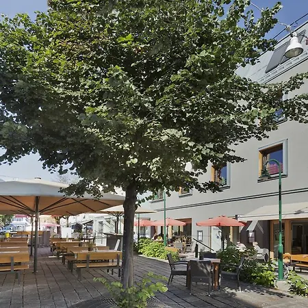 Stadthotel Brunner 4* 슈라드밍