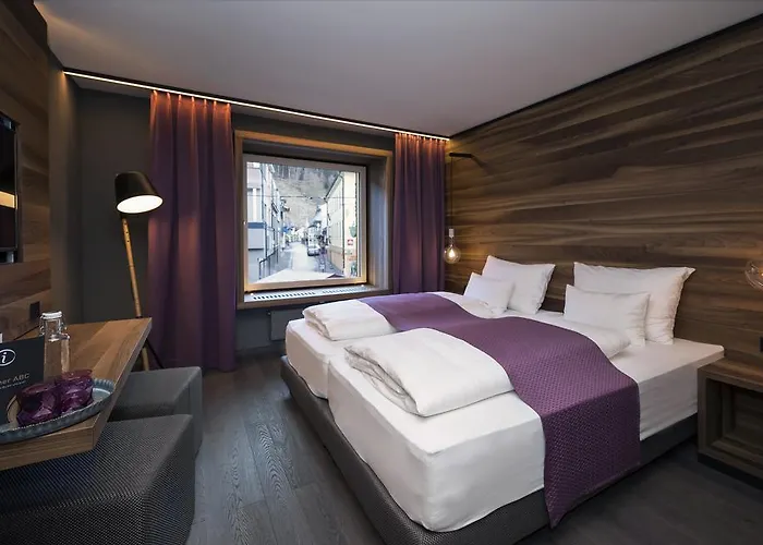 Stadthotel Brunner 酒店 斯拉德明